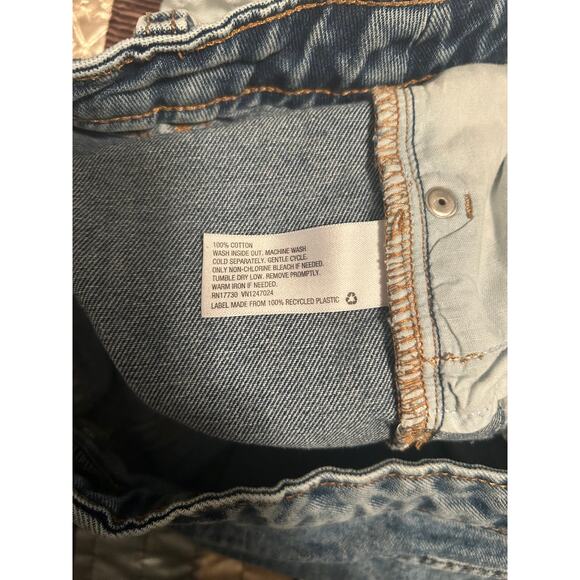 GUC Women's Wild Fable Distressed Denim Shorts Size 16W - Picture 4 of 5